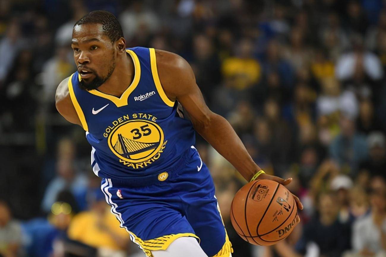 瞩目的足球 瞩目的足球