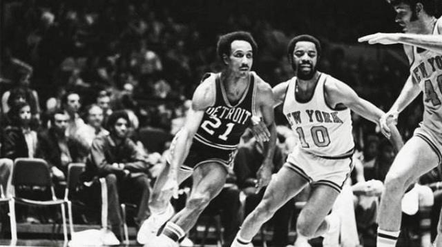 骑士在连续 骑士在连续