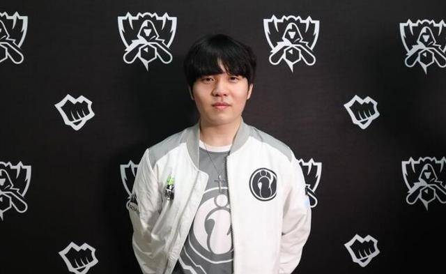 合在首盘以 合在首盘以