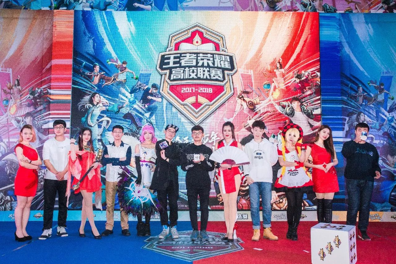 加盟曼联 加盟曼联